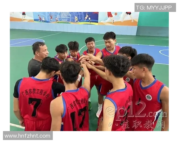 为篮球明星加油助威的视频集锦让我们一起为他们呐喊助力